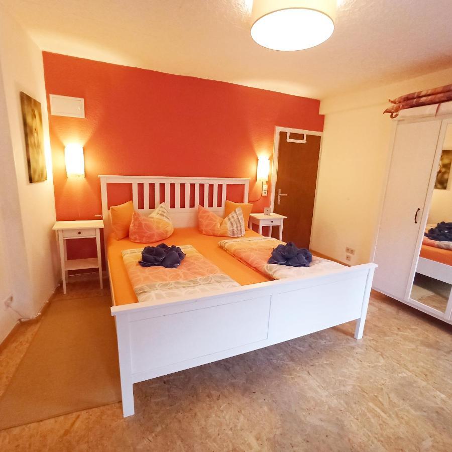 Charming 2-Bed Apartment In Cochem Exterior photo